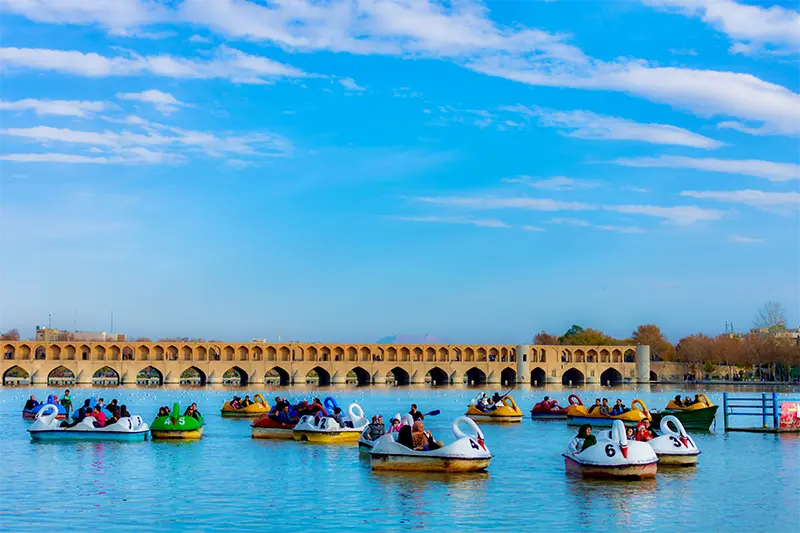 6 مکان دیدنی اصفهان در نوروز 6 مکان های دیدنی اصفهان در نوروز